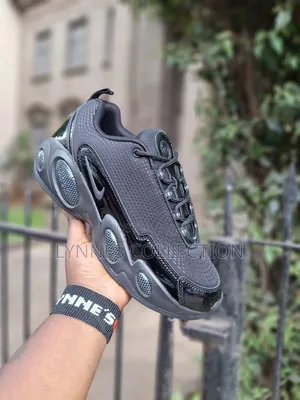 Nike Nocta Glide - Premium Sport Streetwear Sneakers