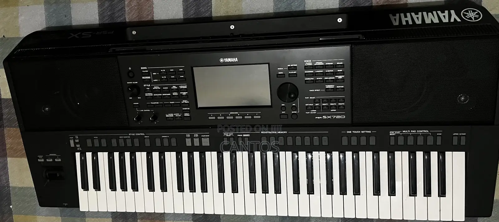 Yamaha PSR Sx 720 Keyboard