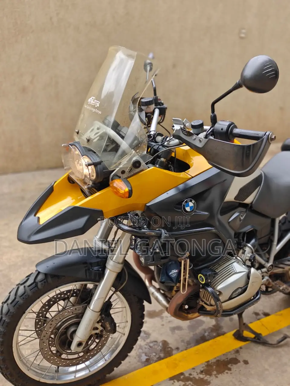 BMW 1200 2007 Yellow