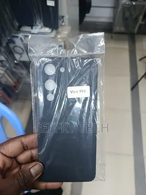 Soft Matte Liquid Silicone Case Designed for the Vivo Y04 4g