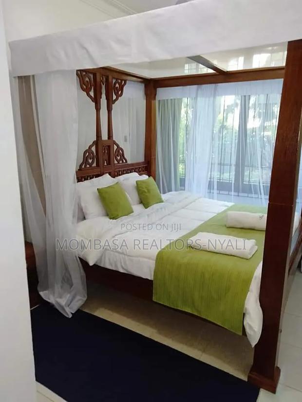 3 Bedroom With Pool Ac in Nyali - thumbnail 9