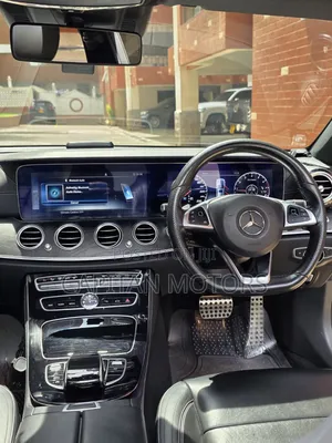 Mercedes-Benz E200 2016 Black
