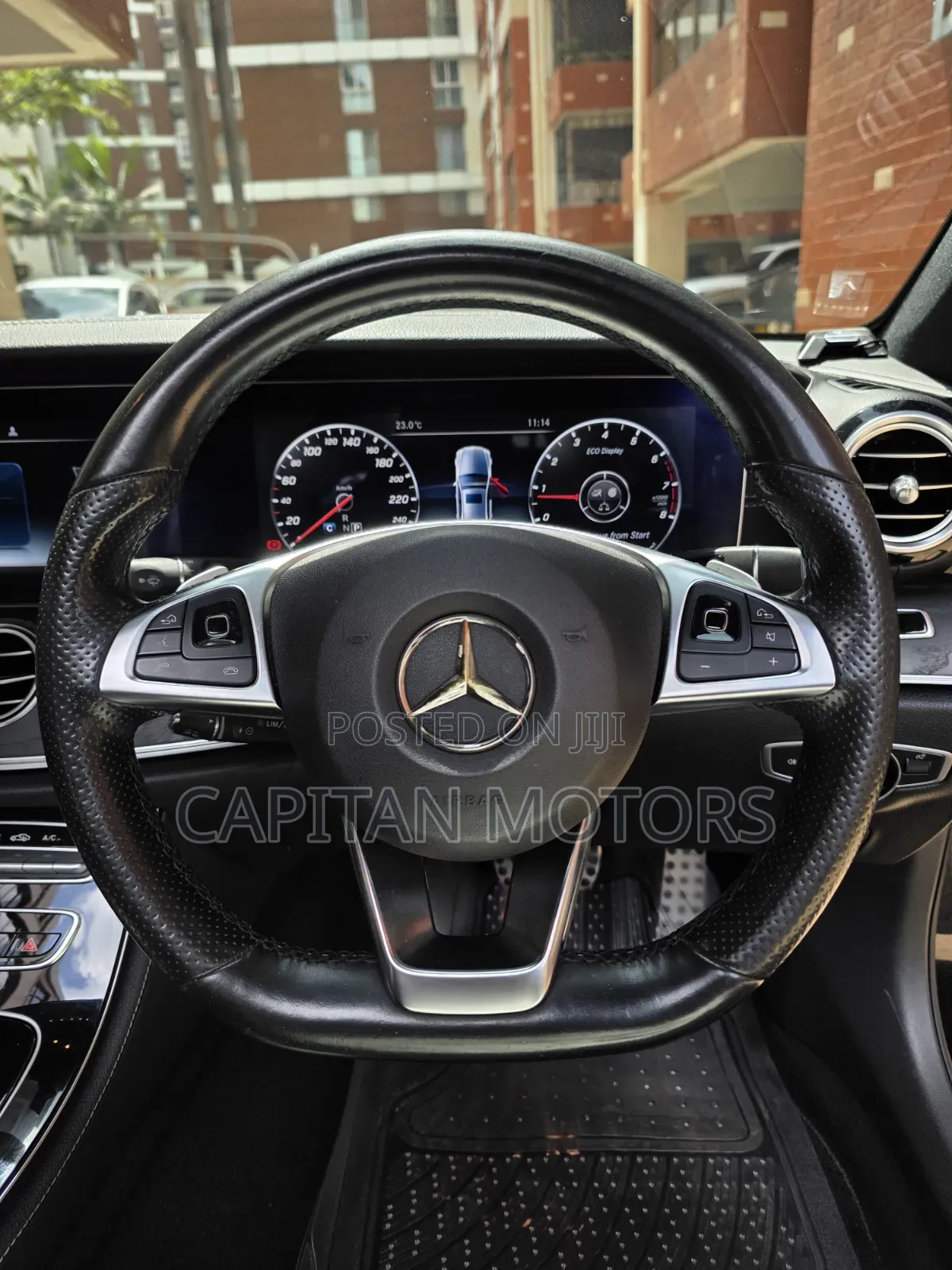 Mercedes-Benz E200 2016 Black