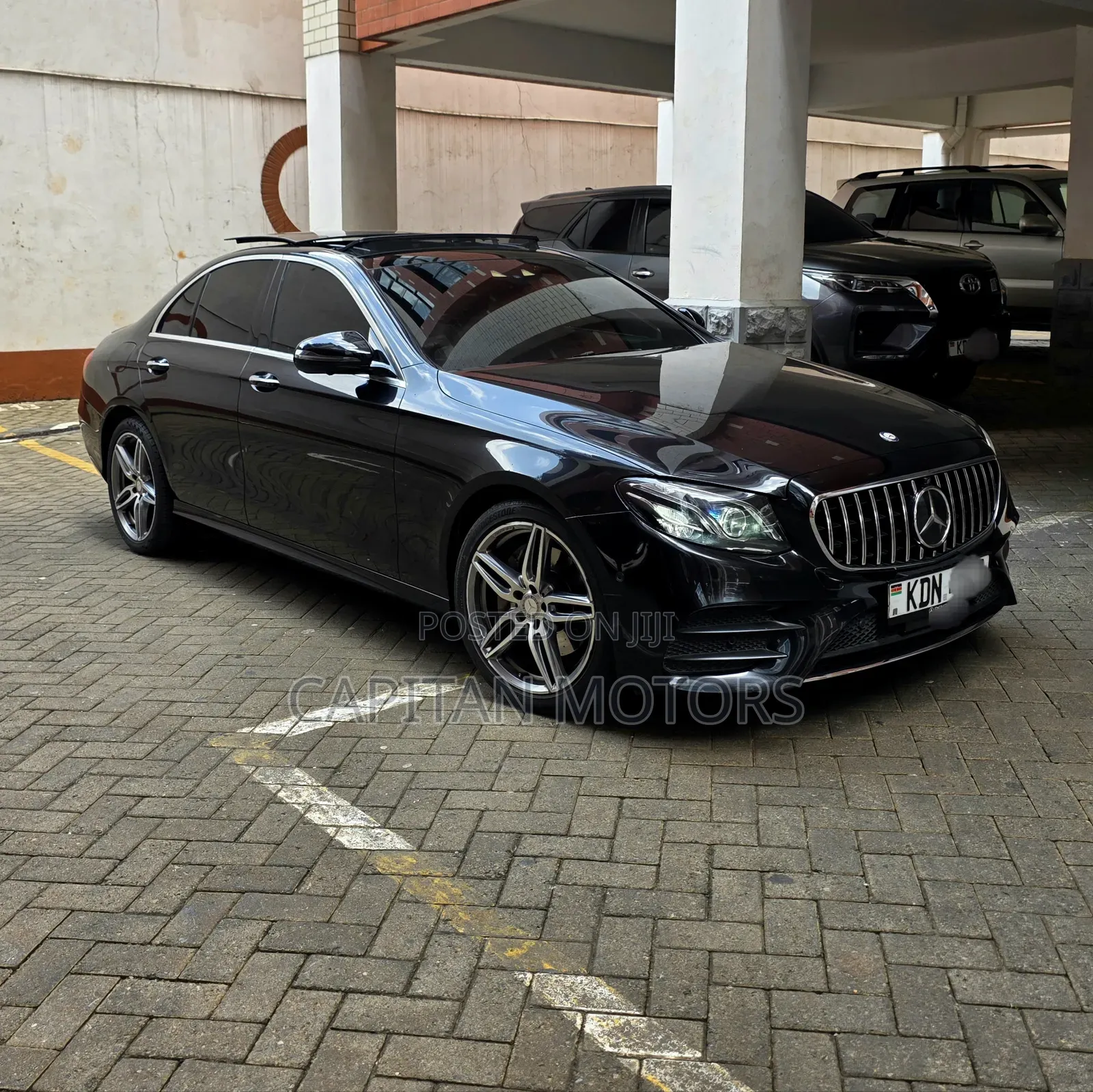 Mercedes-Benz E200 2016 Black