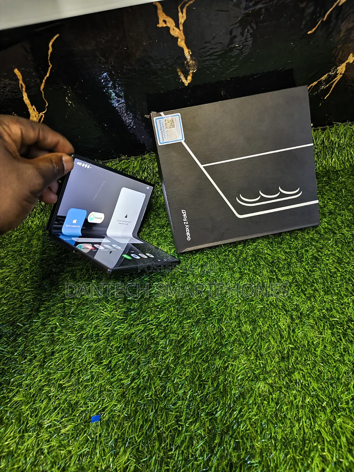 New Samsung Galaxy Fold 512 GB Black