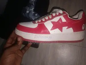 High Quality Sneakers