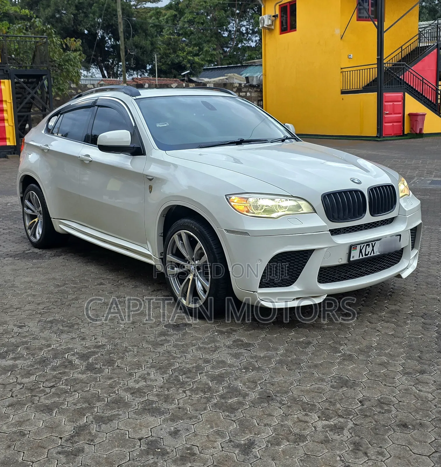 BMW X6 xDrive35i 4x4 Coupe (3.0L 6cyl 8A) 2012 White