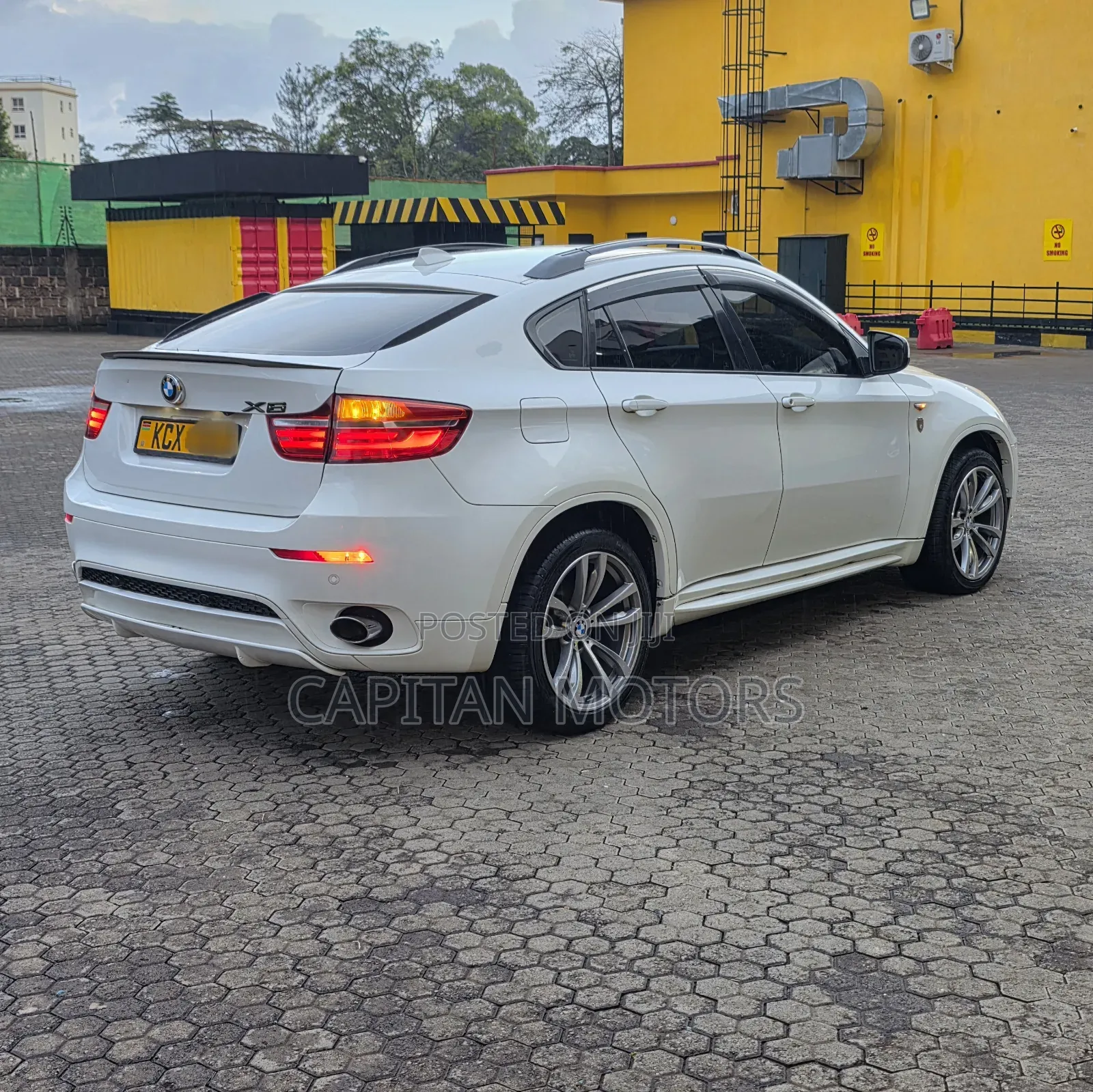 BMW X6 xDrive35i 4x4 Coupe (3.0L 6cyl 8A) 2012 White
