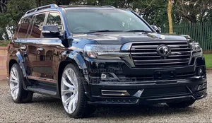 Toyota Land Cruiser 4.6 V8 ZX 2019 Black