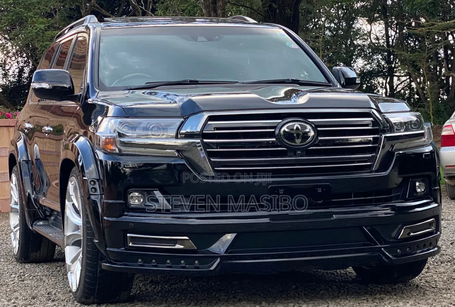 Toyota Land Cruiser 4.6 V8 ZX 2019 Black