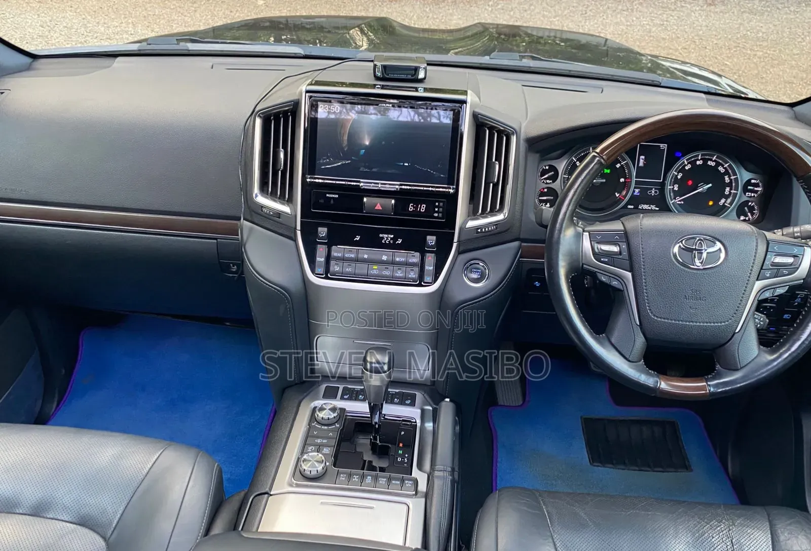 Toyota Land Cruiser 4.6 V8 ZX 2019 Black