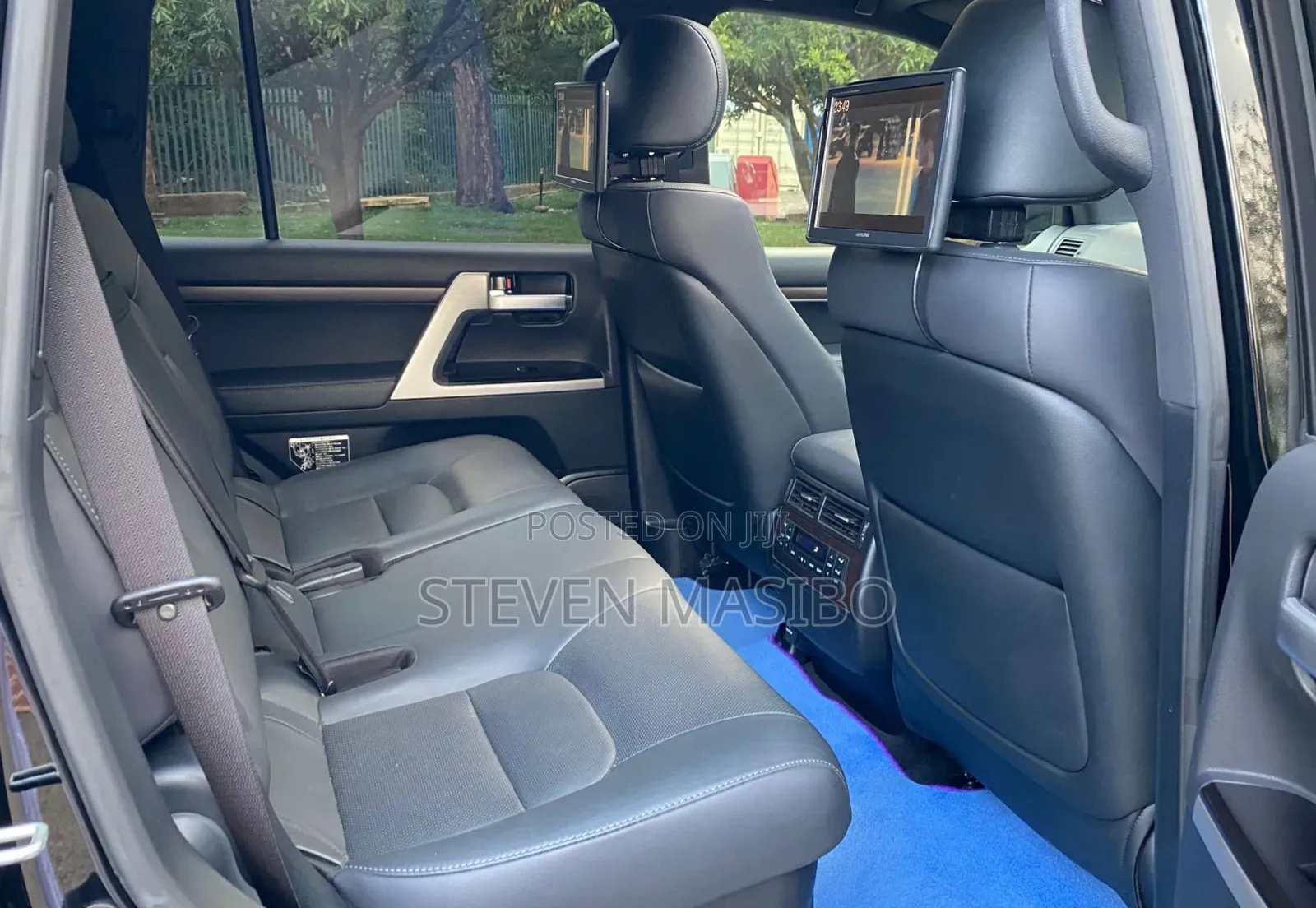 Toyota Land Cruiser 4.6 V8 ZX 2019 Black