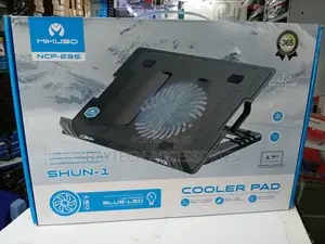 Mikuso Shun-1 NCP-235 Laptop Cooling Pad With a Large Blue Led Fan.