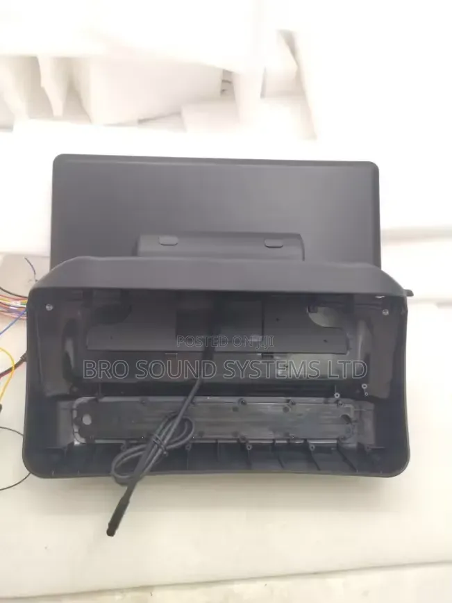 Lexus Lx600 Land Cruiser Lc300 Android Headrest Monitors / Screens