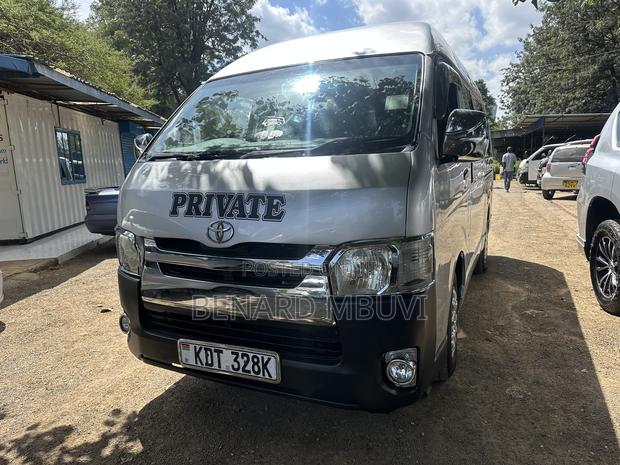 Toyota HiAce 2010 Grey - thumbnail 6