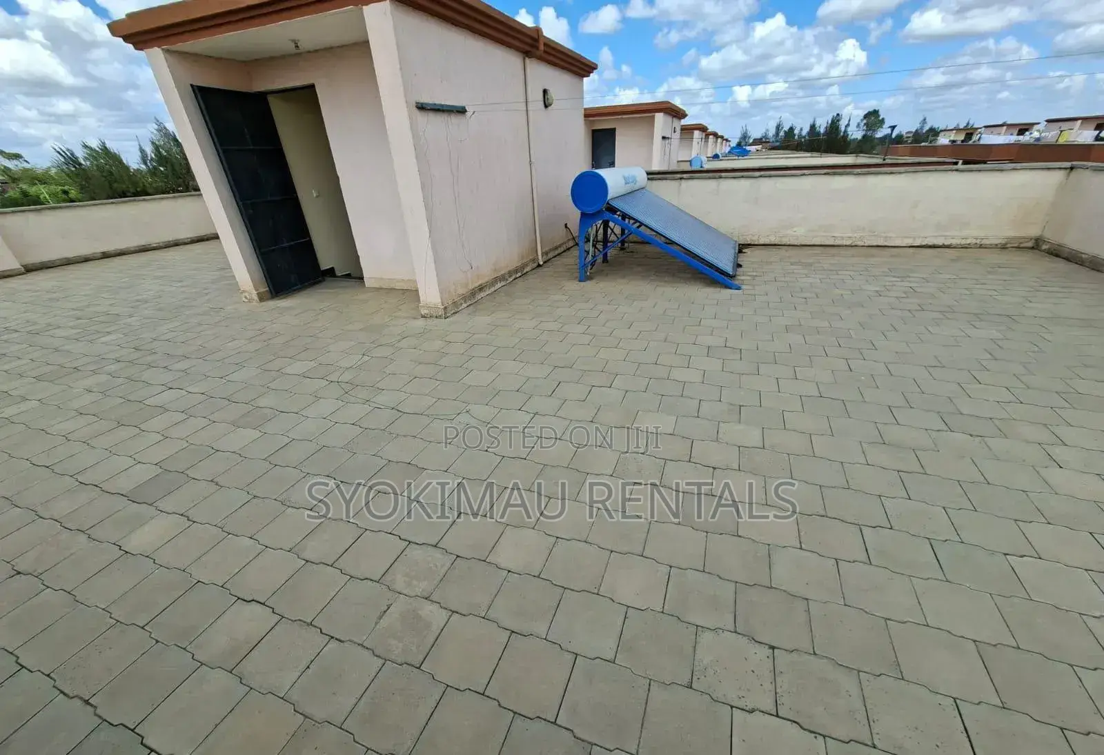 5bdrm House in Gateway Mall Area for rent
