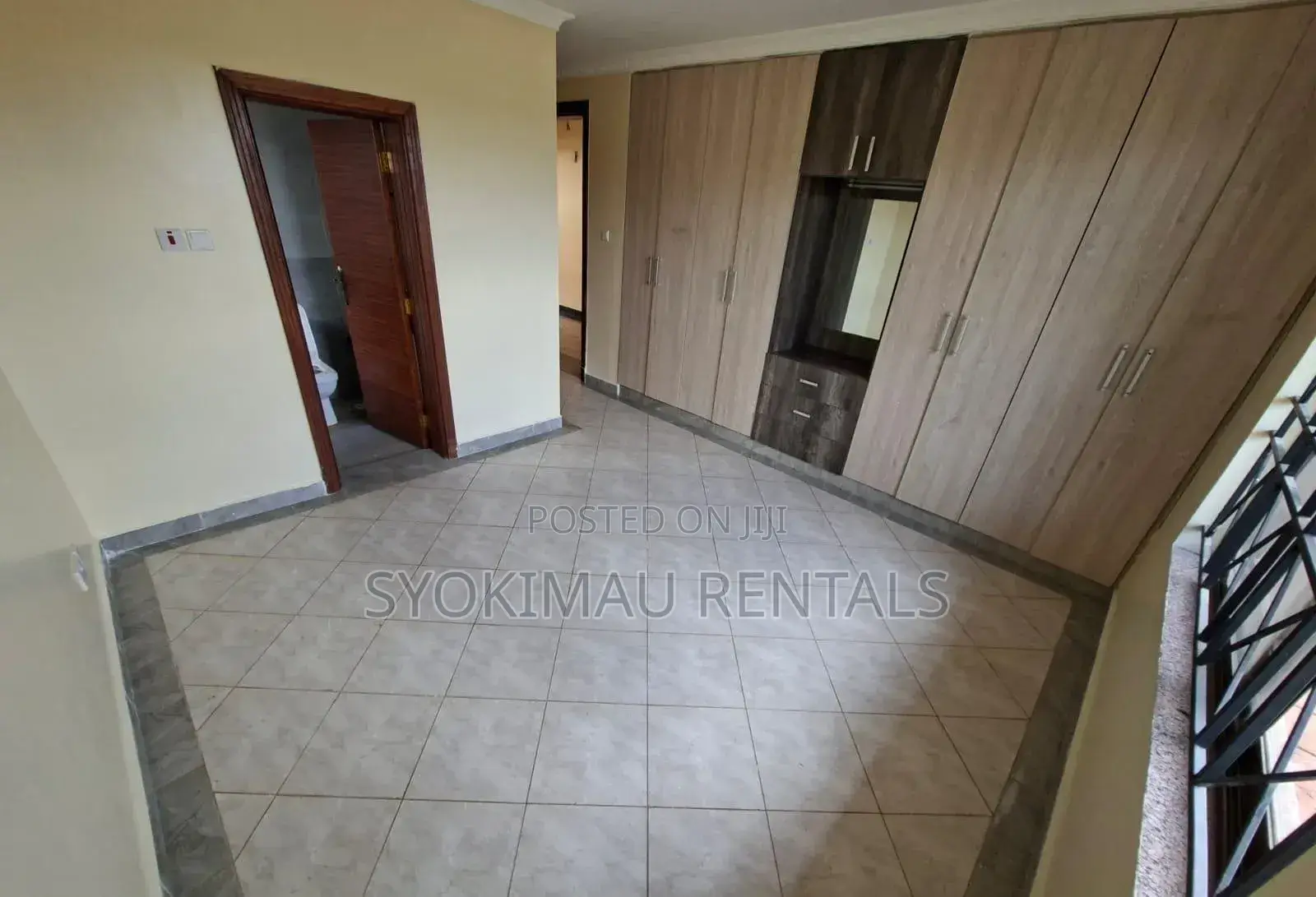 5bdrm House in Gateway Mall Area for rent