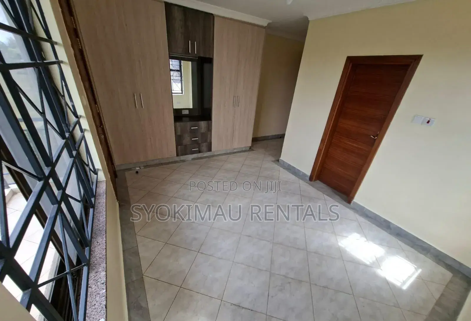 5bdrm House in Gateway Mall Area for rent