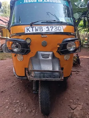 Piaggio Scooter 2018 Yellow