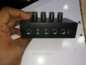 4 Channels Stereo Heaphone Amplifier(Headphone Splitter)