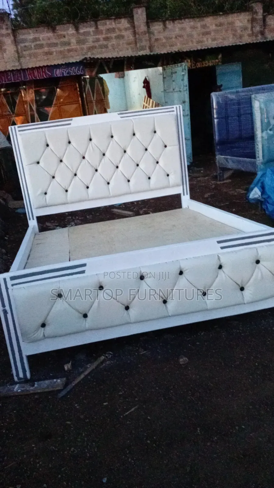 Rakisin Mochet Bed 5×6 Available