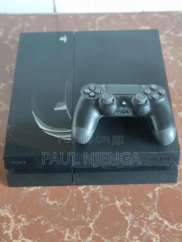 Ps4 Standard for Sale - thumbnail 2