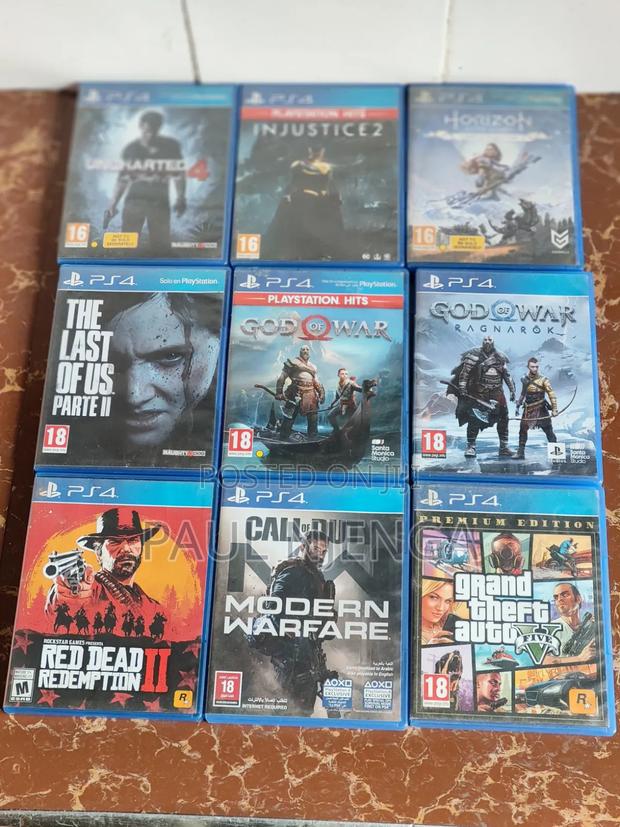 Ps4 Standard for Sale - thumbnail 4