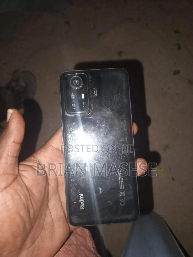 Realme 12 5G 256 GB Black - thumbnail 3