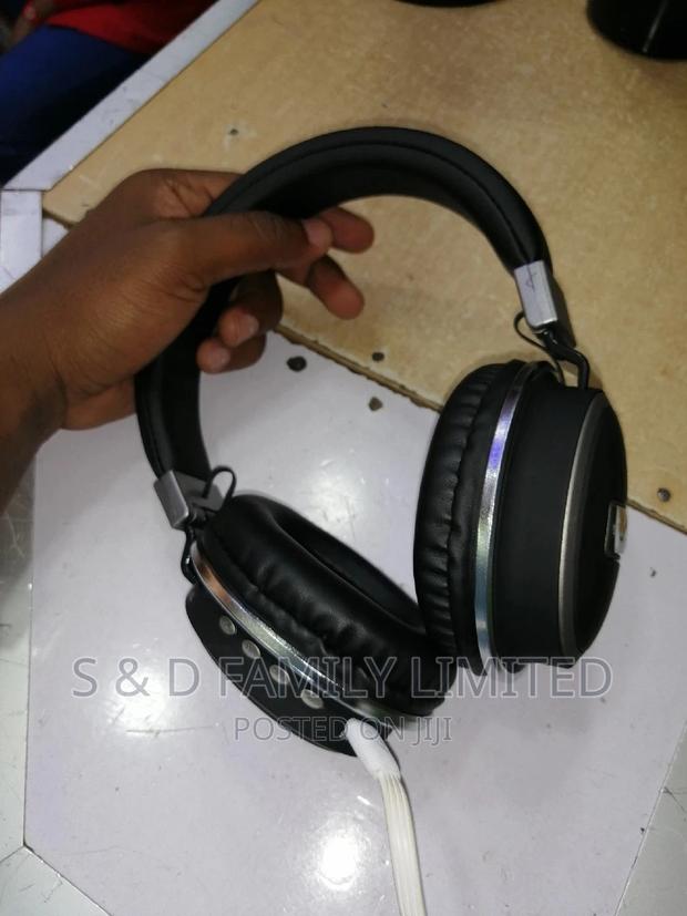 Champions Bluetooth Headphones - thumbnail 5