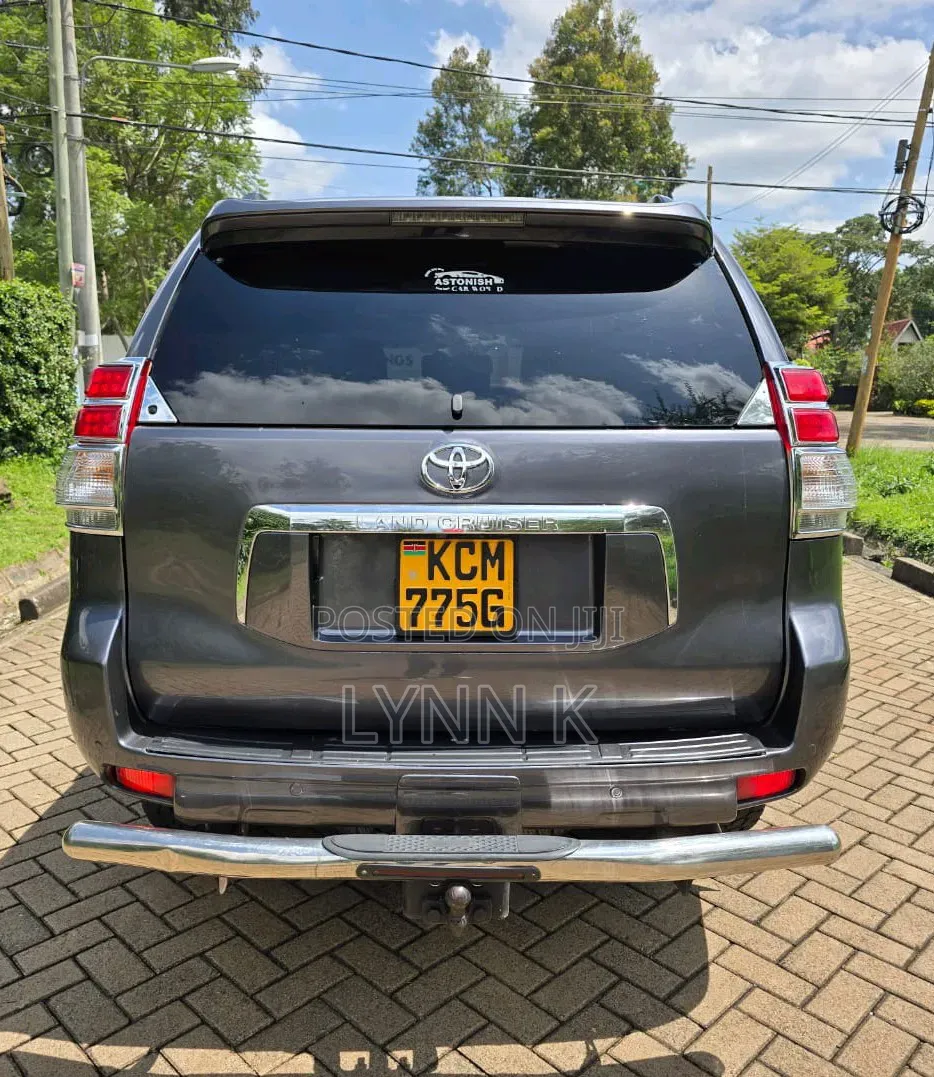 Toyota Land Cruiser Prado 2014 Gray