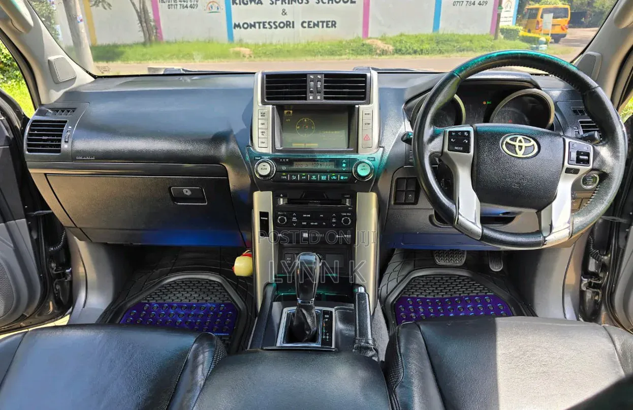 Toyota Land Cruiser Prado 2014 Gray