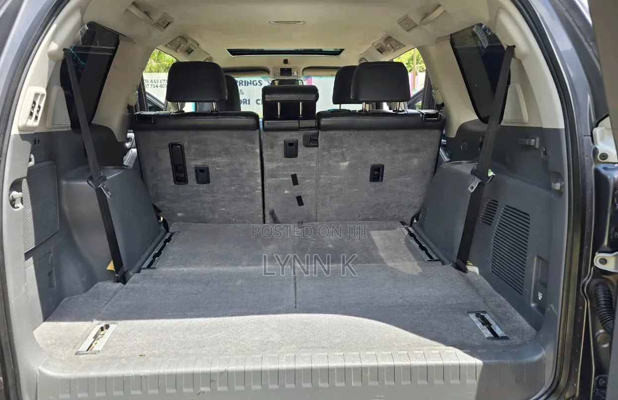 Toyota Land Cruiser Prado 2014 Gray