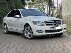 Mercedes-Benz C200 2011 White