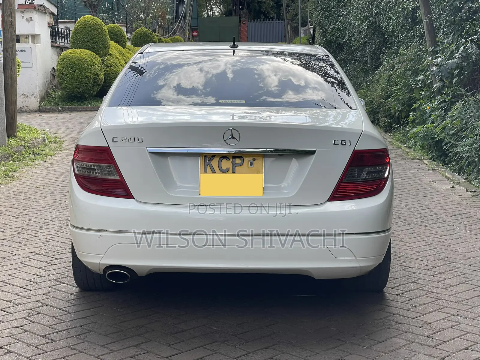 Mercedes-Benz C200 2011 White