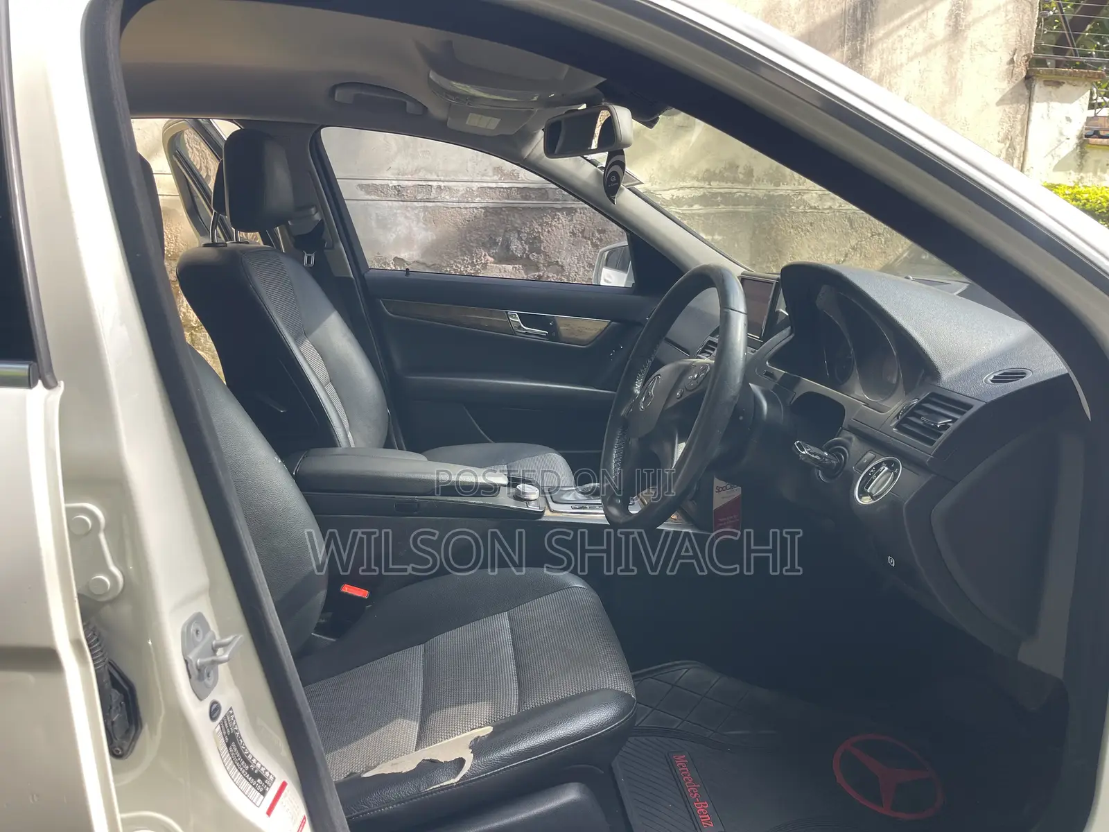 Mercedes-Benz C200 2011 White