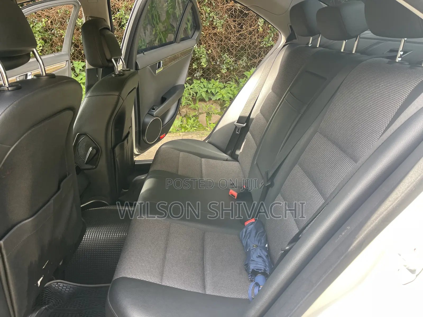 Mercedes-Benz C200 2011 White