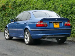BMW 318i 2005 Blue