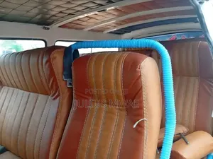 Toyota HiAce 2005 White