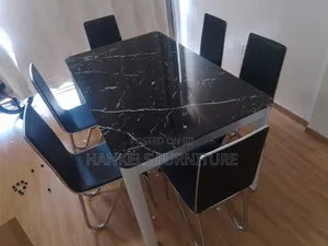 Luxury 6 Seater Dining Table With Comfortable Chairs