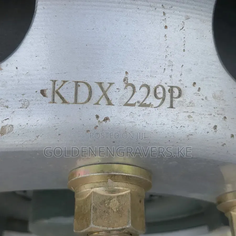 Car Identity, Riveting Number Plates Holder Mounting