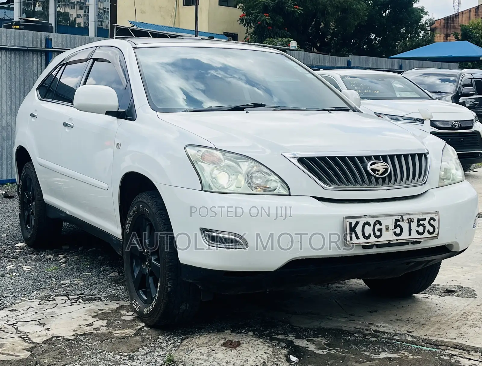 Toyota Harrier 2.4 2009 White