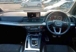 Audi Q5 2.0T Premium AWD quattro 2019 Pearl