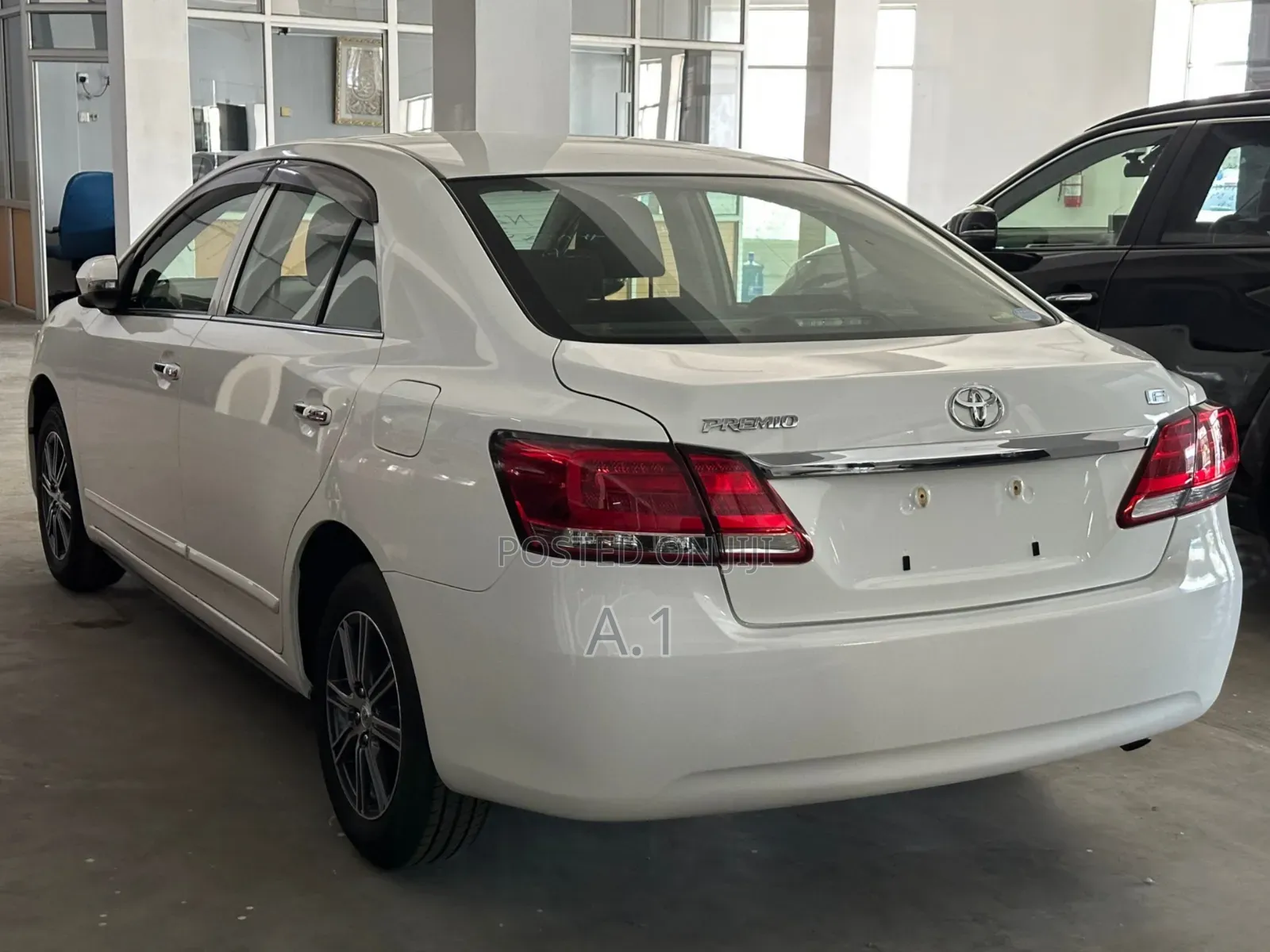 Toyota Premio 1.5 FWD 2018 White