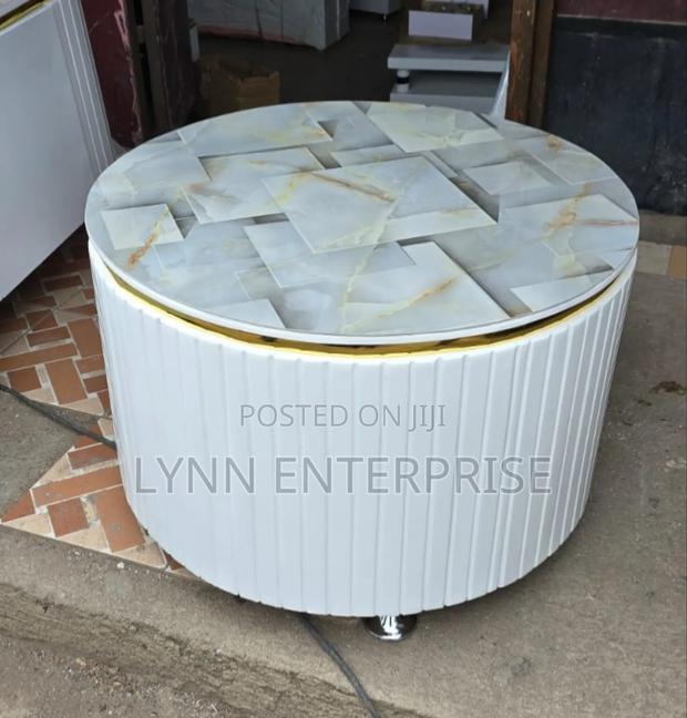 White Executive Modern Round Coffee Table