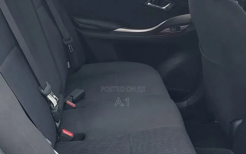 Toyota Premio 1.5 FWD 2018 White