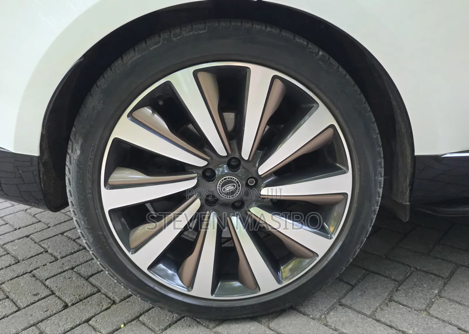 Land Rover Range Rover Vogue 2024 White