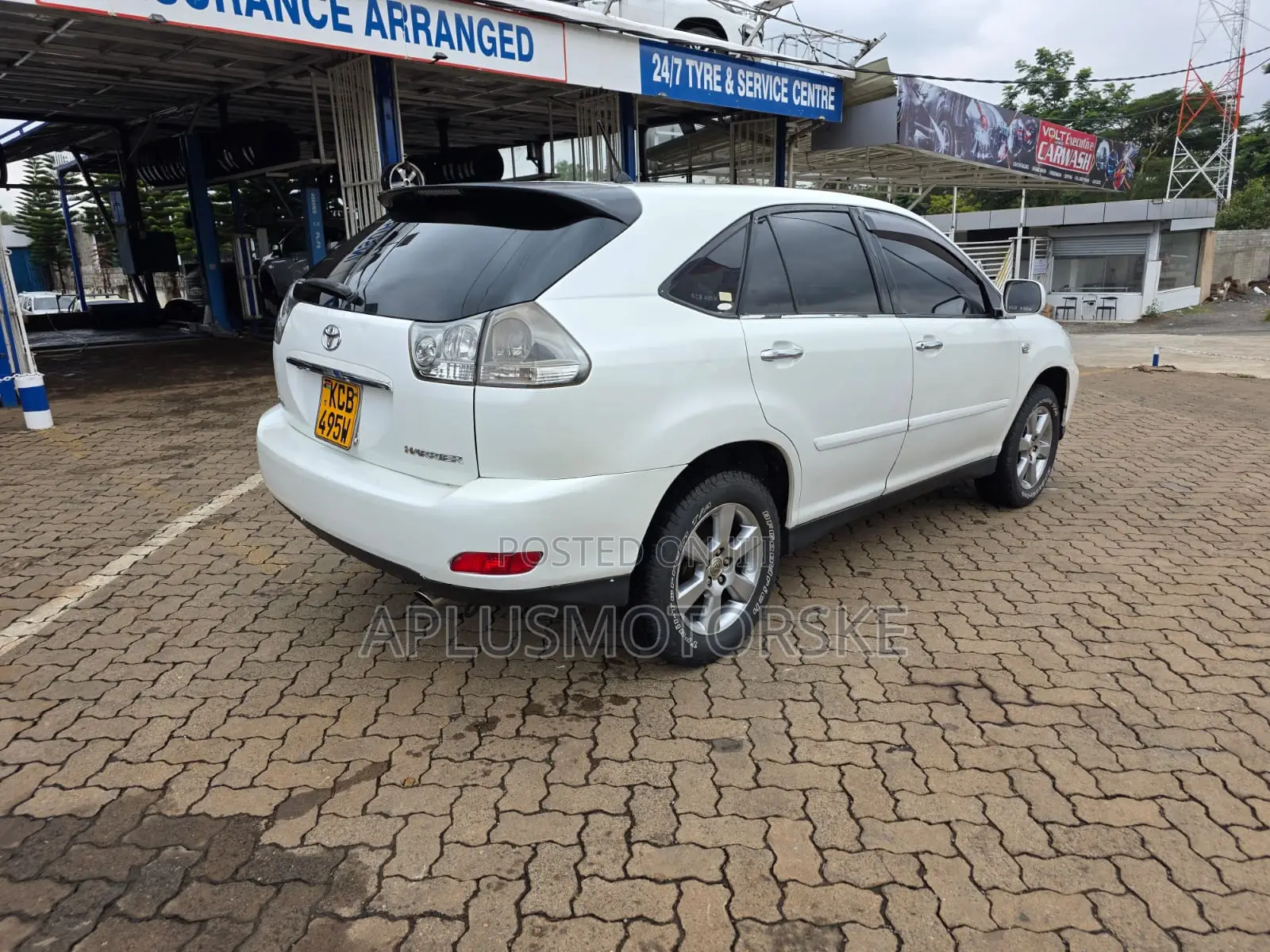 Toyota Harrier 2007 White