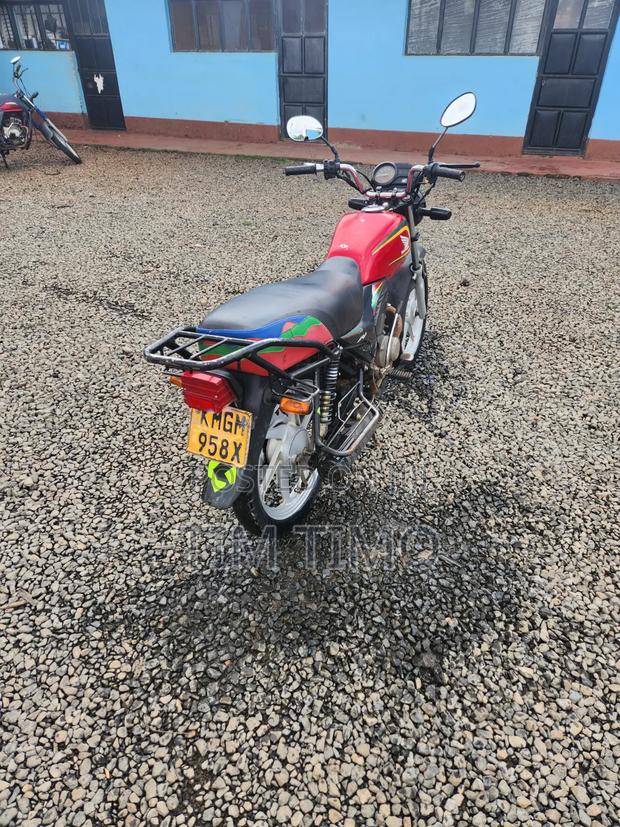 Honda XL 125 2024 Red - thumbnail 3