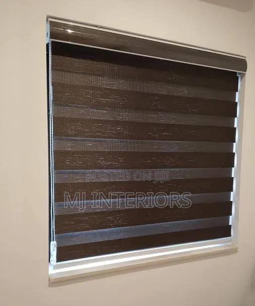 Classy Horizontal Zebra Blinds