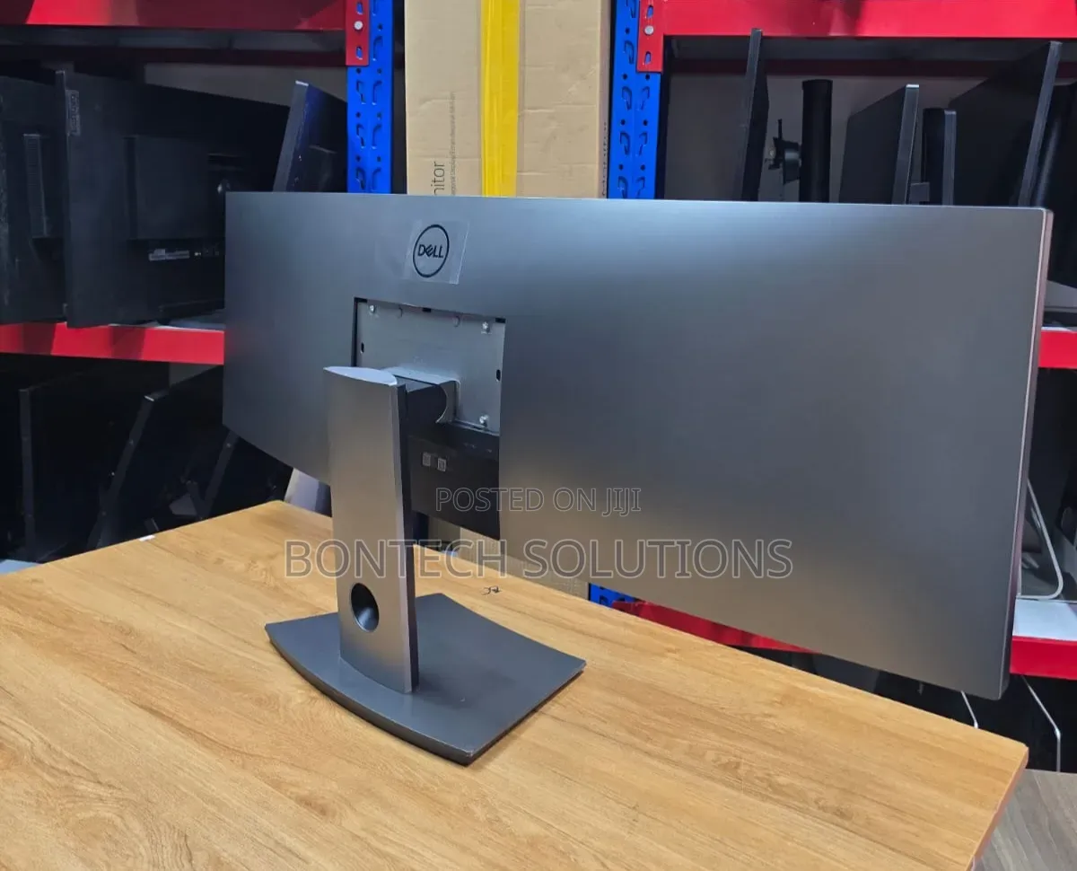 Dell 49inch Curved Monitor 
Model:U4919dw 
Size ;49-Inch Curved